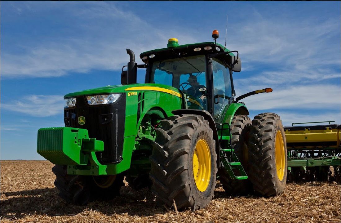 John Deere apresenta motor a etanol para equipamentos agrícolas