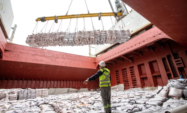 (Foto Claudio Neves - - Divulgação Portos do Paraná)