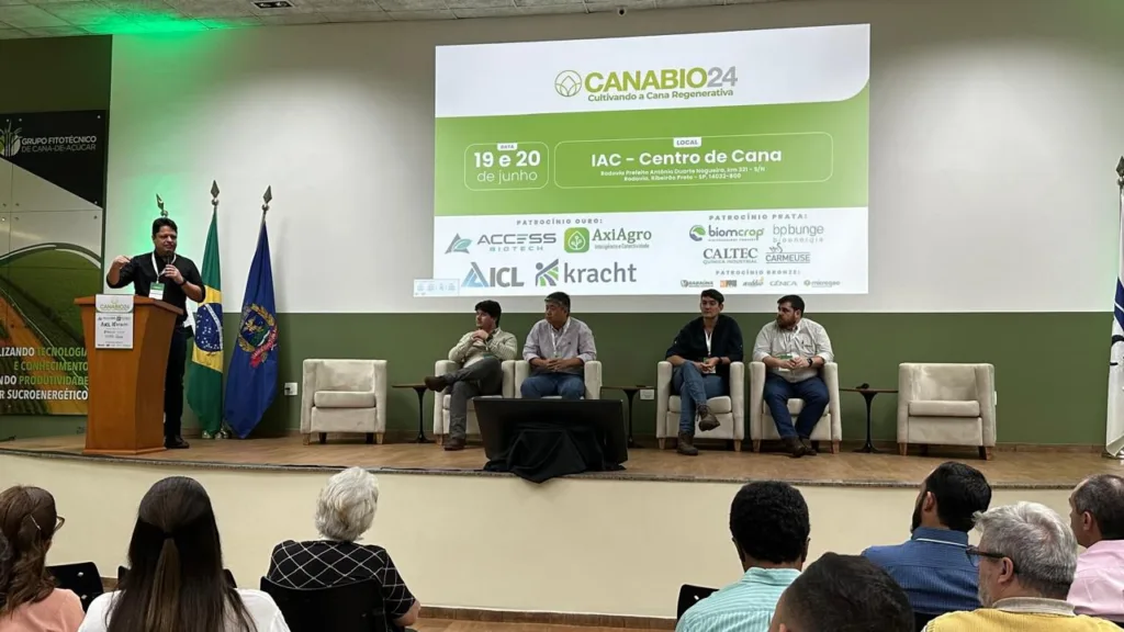 Mario Dias, Gerente Corporativo de Desenvolvimento Agronômico, fez moderação de painel no CANABIO24
