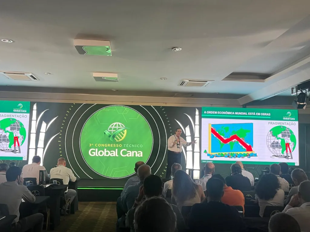 Cenário altista para o açúcar se mantém apesar dos revezes climáticos e queimadas Cenário altista para o açúcar se mantém apesar dos revezes climáticos e queimadas