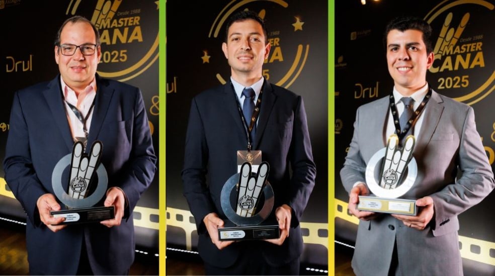 Ailton Leite dos Santos, Luis Paulo Do Val Cervelatti e Hyran Martins Magalhães
Ailton Leite dos Santos, Luis Paulo Do Val Cervelatti e Hyran Martins Magalhães