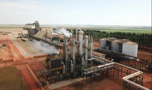 Neomille, da Cerradinho, ampliará usina de etanol de milho com R$ 300 mi do BNDES Neomille, da Cerradinho, ampliará usina de etanol de milho com R$ 300 mi do BNDES