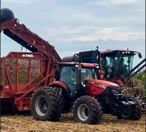 Companhia inicia testes de trator movido a etanol Companhia inicia testes de trator movido a etanol